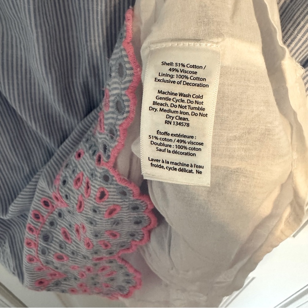 Vineyard Vines blue and white striped dress with pink embroidery eyelet design 8 - Picture 6 of 6